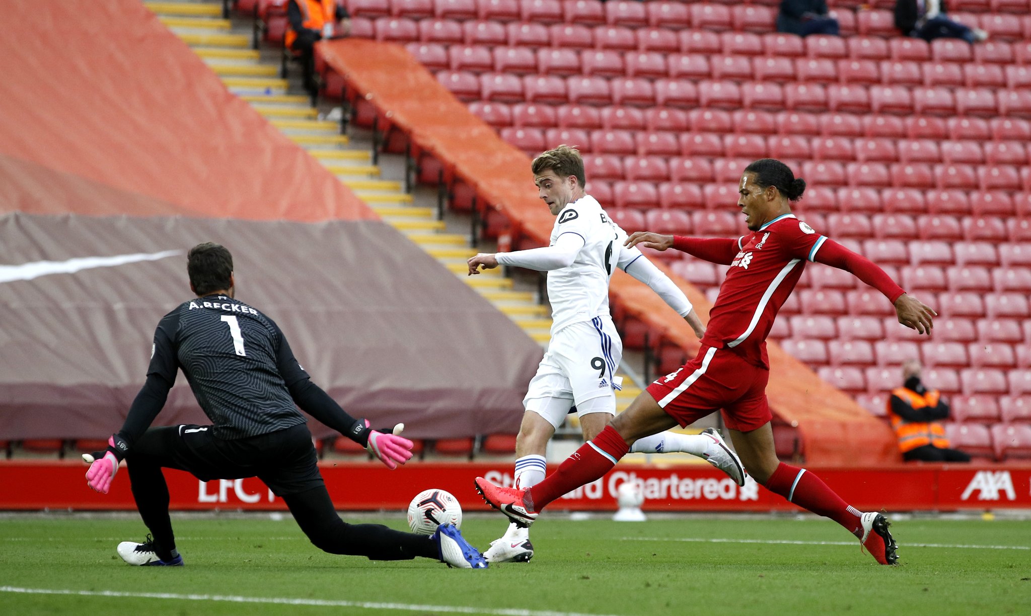 限於留隊 限於留隊